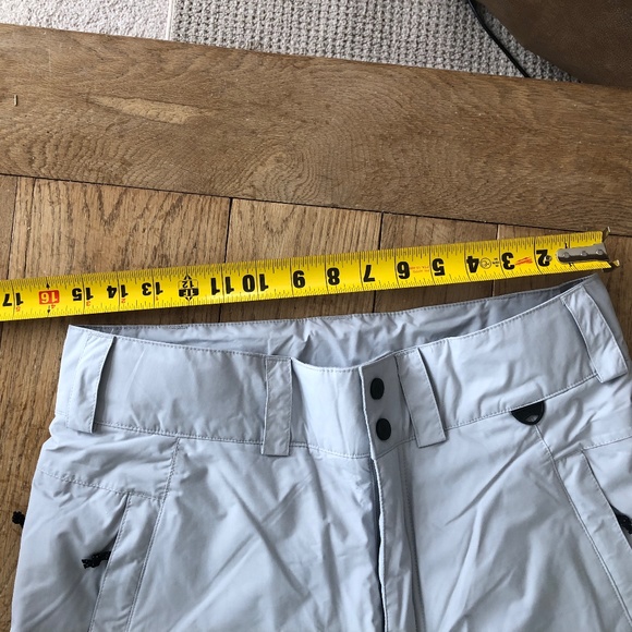Men's Columbia Ski or Snowboard Pants in Stone - Size Small - Picture 8 of 13